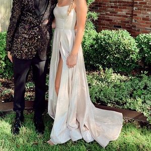 Sherri hill prom dress